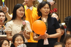 노래 가사 바꿔 부르기 대회(노가바) · 새가족 환영회